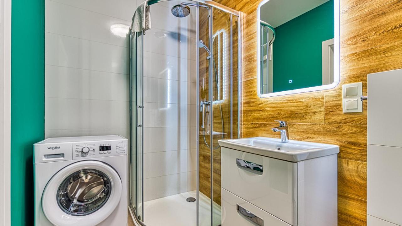 Apartament Kwiatowy - 5D Apartamenty Swieradow-Zdroj Luaran gambar