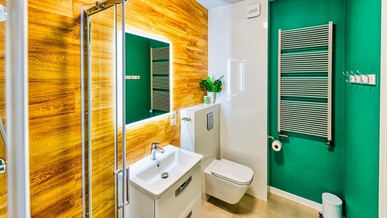 Apartament Kwiatowy - 5D Apartamenty Swieradow-Zdroj Luaran gambar