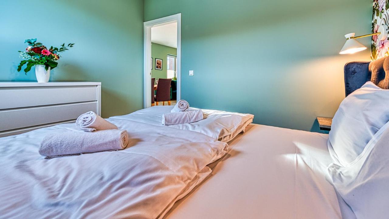Apartament Kwiatowy - 5D Apartamenty Swieradow-Zdroj Luaran gambar